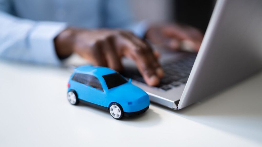 How much tax receipt for donating car in Canada